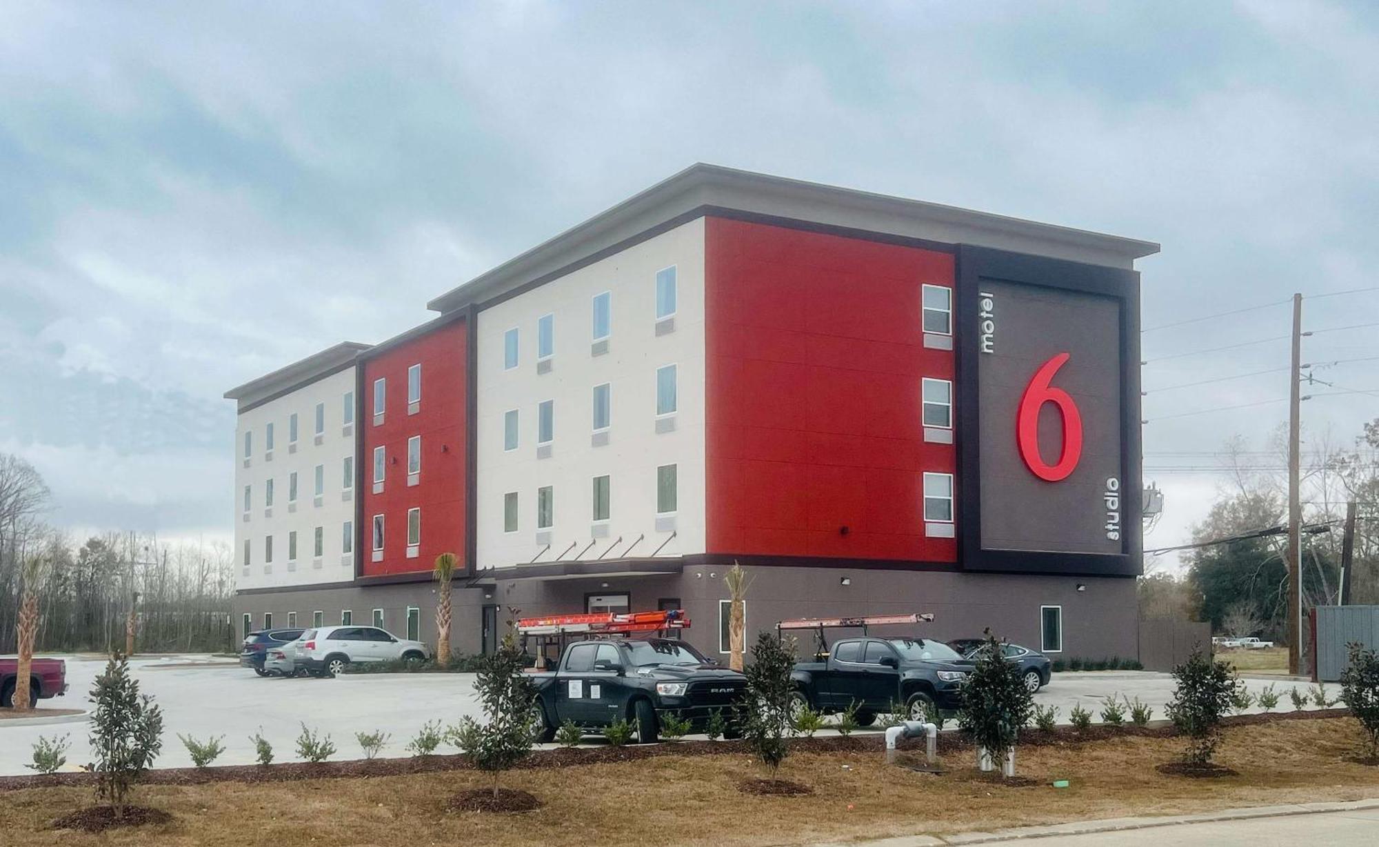 Motel 6 Gonzales, La Baton Rouge Geismar Prairieville I 10 المظهر الخارجي الصورة